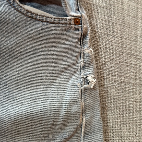 Vintage Women’s Levis 501 Denim Jeans - Picture 4 of 8